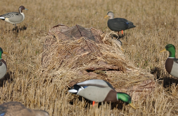 Details about   AVERY GREENHEAD GEAR GHG FINISHER LAYOUT GROUND HUNTING BLIND WHITE SNOW COVER 
